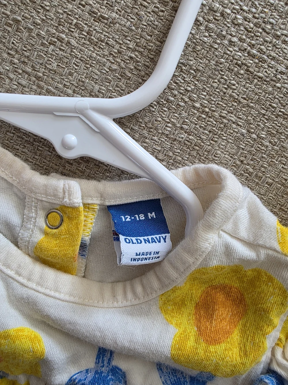 Old Navy Cream Sleeveless Floral Baby Bodysuit with Yellow Flowers